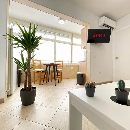 Urban&vacay! - City Centre Apartment Torremolinos